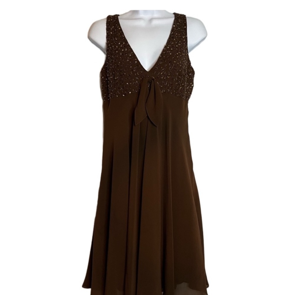 Chic Brown V-Neck Sleeveless Mini Dress
